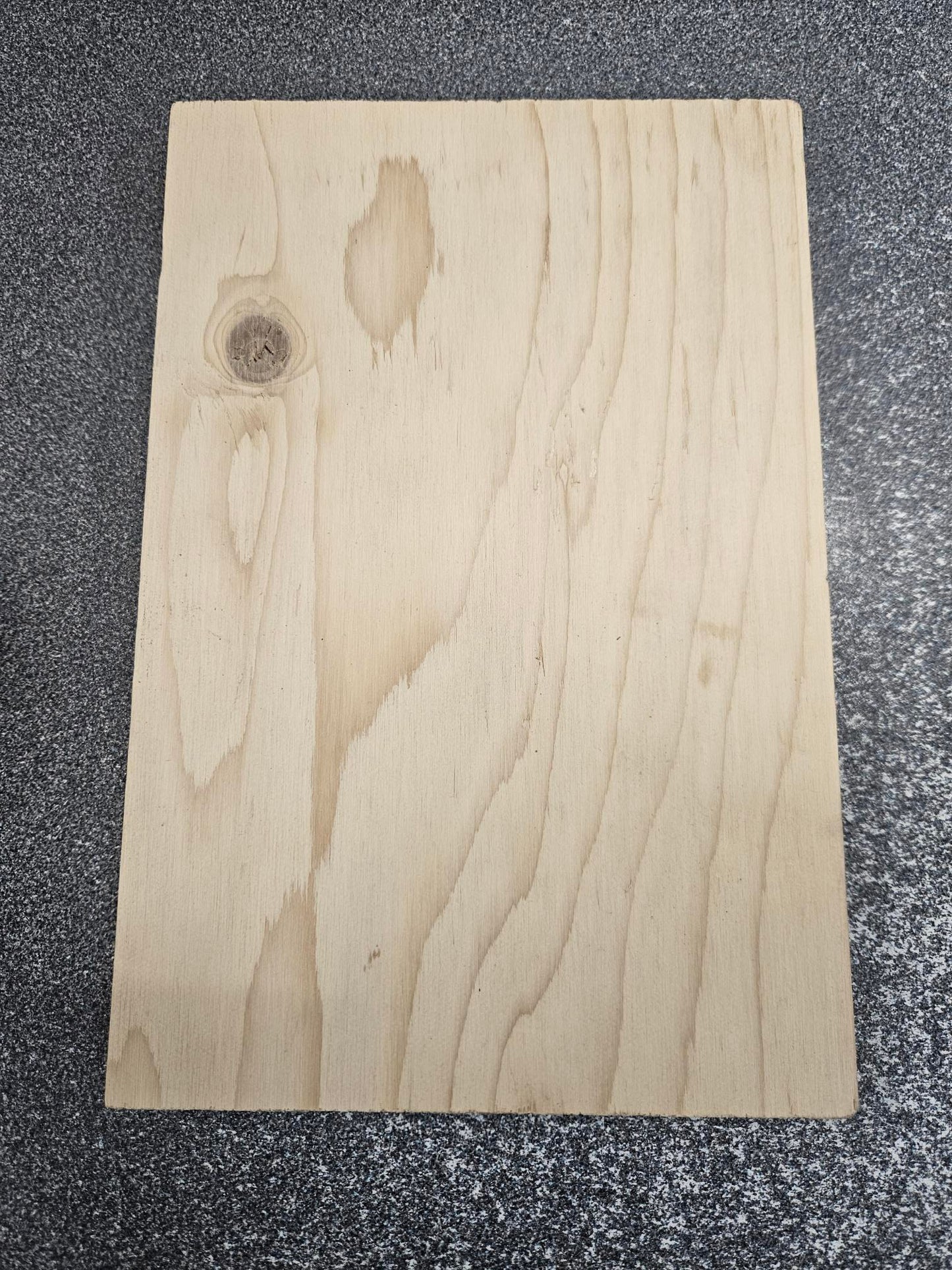 Silverspruce Canadian Softwood plywood II/III 2440 x 1220 x 18mm