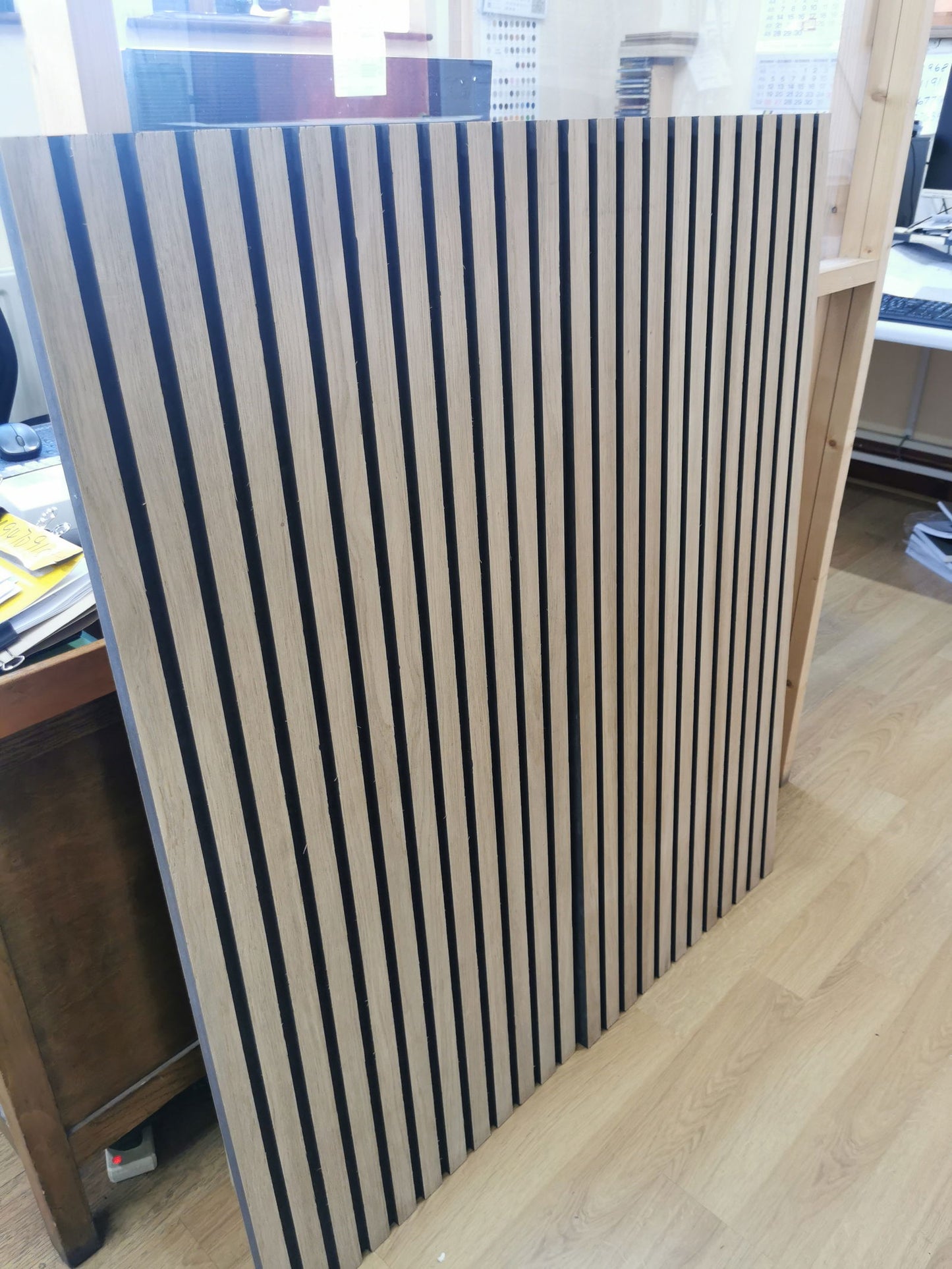 Cr. W/Oak Veneer on Black Core MDF 2Sides 2400 X 1220 X 19mm - Woodworkers.ie -