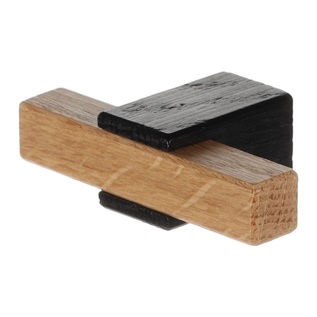OAK KNOB LACQUERED OAK /BLACK