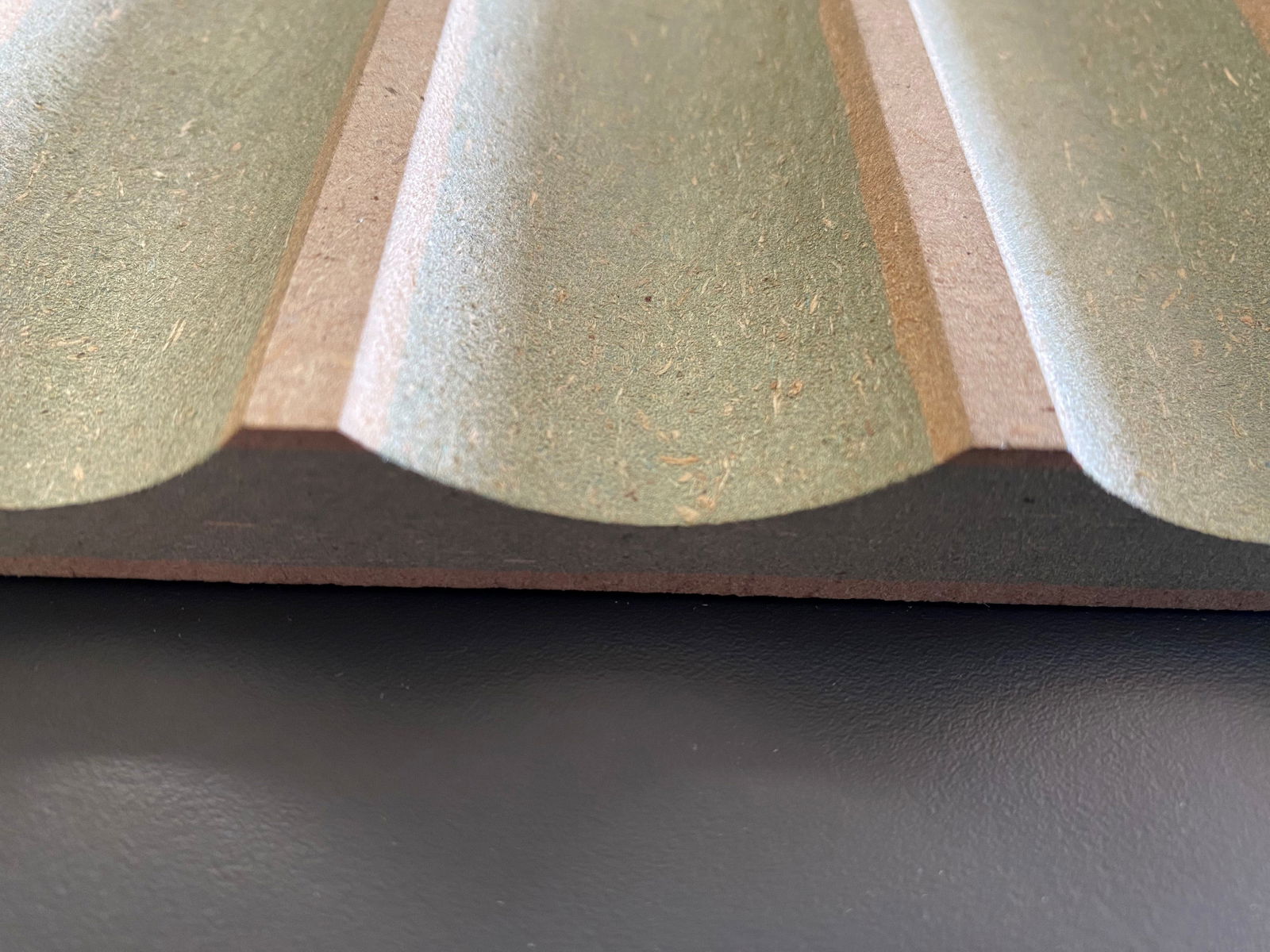 MDF MR 2440 X 1200 X 18mm   39mm WIDE SCOOP  ALONG LENGTH OF SHEET - Woodworkers.ie -