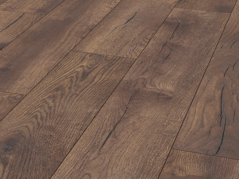 12MM ROBUSTO 4V AC5 PETTERSSON OAK DARK ER 1.293M2 – Woodworkers.ie