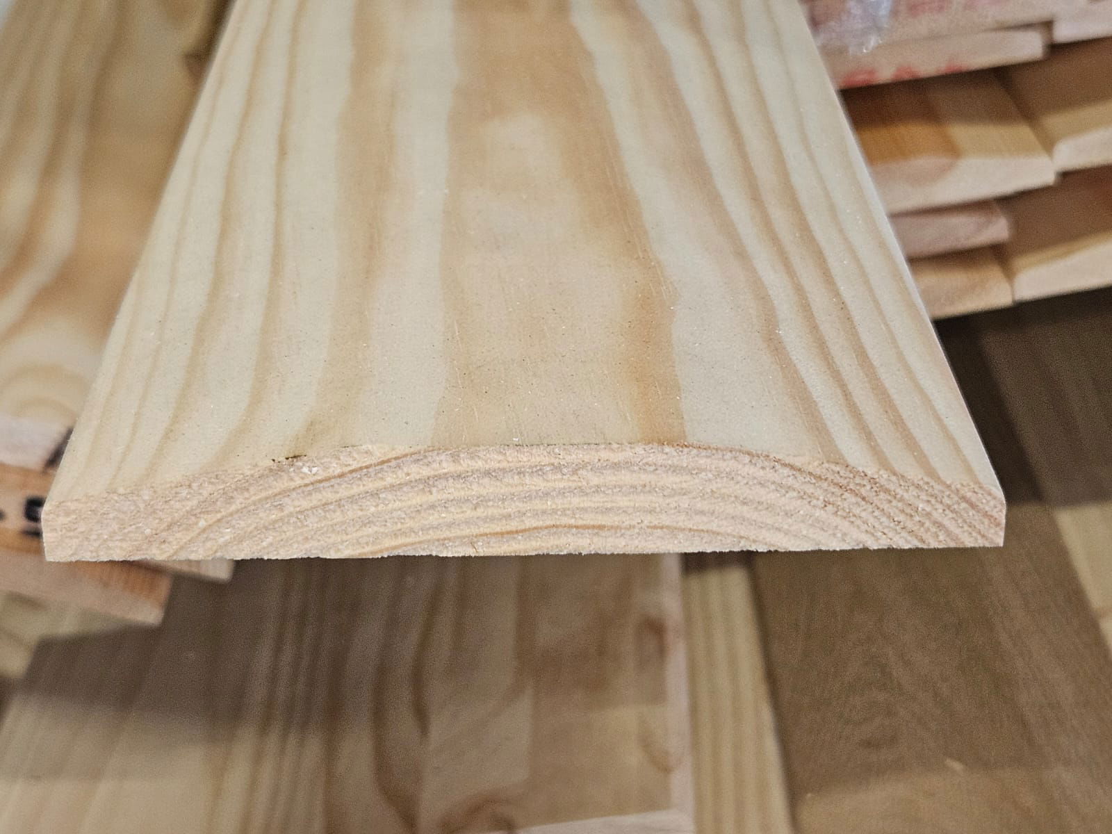 RED DEAL D/SADDLE PER 1.05mt LENGTH - Woodworkers.ie -