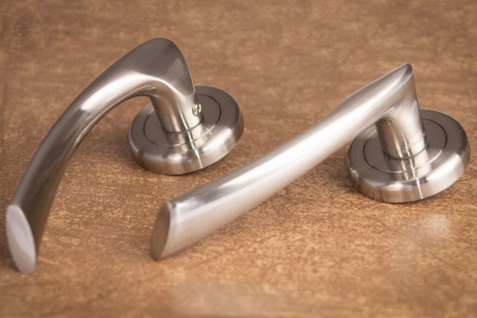 Sonnato Tervi Sc Lever On Rose Wc Bathroom Turn - Woodworkers.ie -