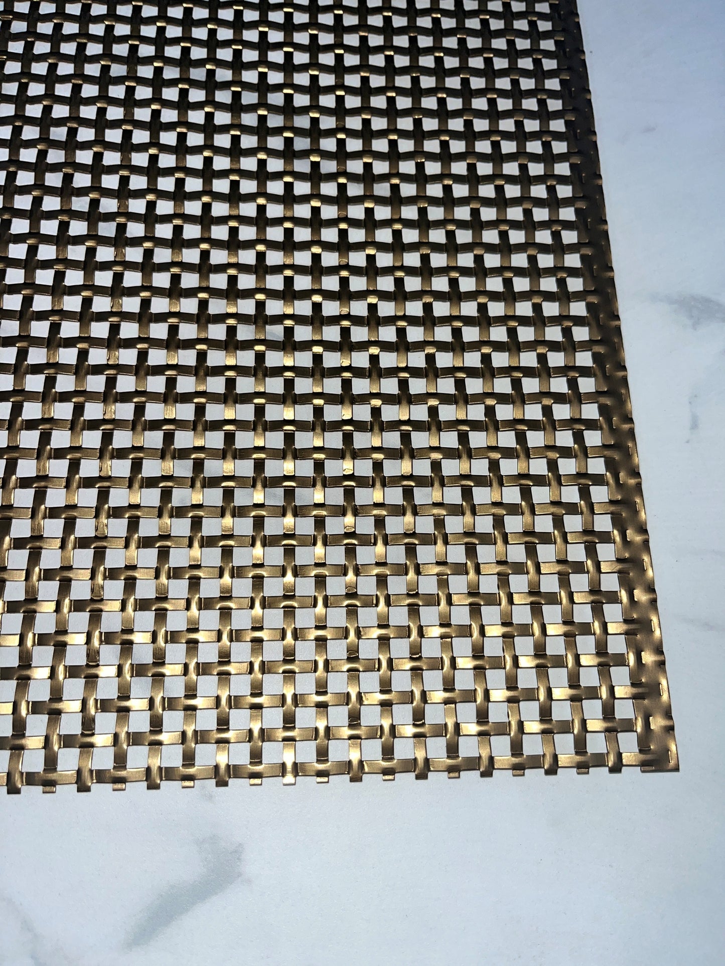SMALL SIZE 1000 x 670 BRONZE .GRILLE NO.7 WEAVE