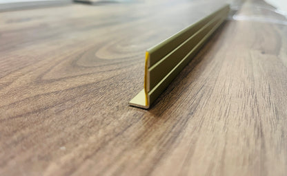 ANGLE EDGE   25MMX8MM  2.7M GOLD