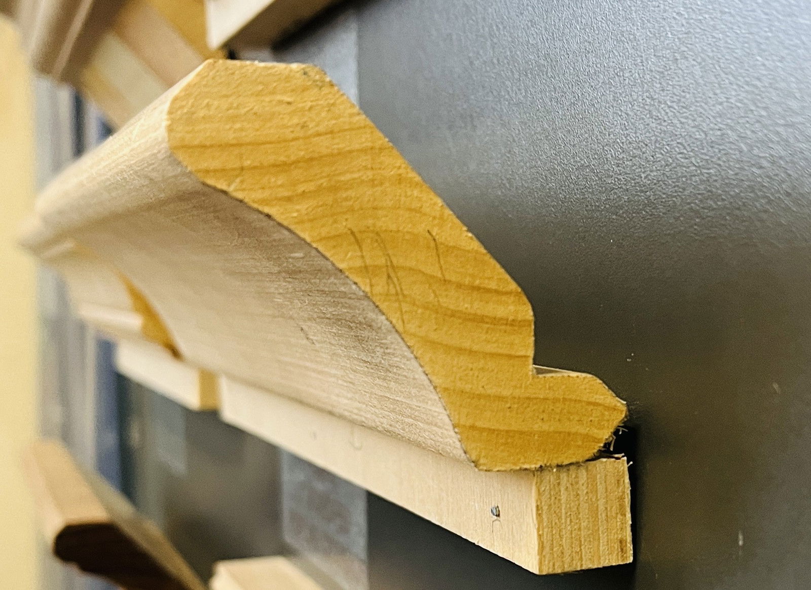 3" POPLAR SCOOPED CORNICE 12FT - Woodworkers.ie - 