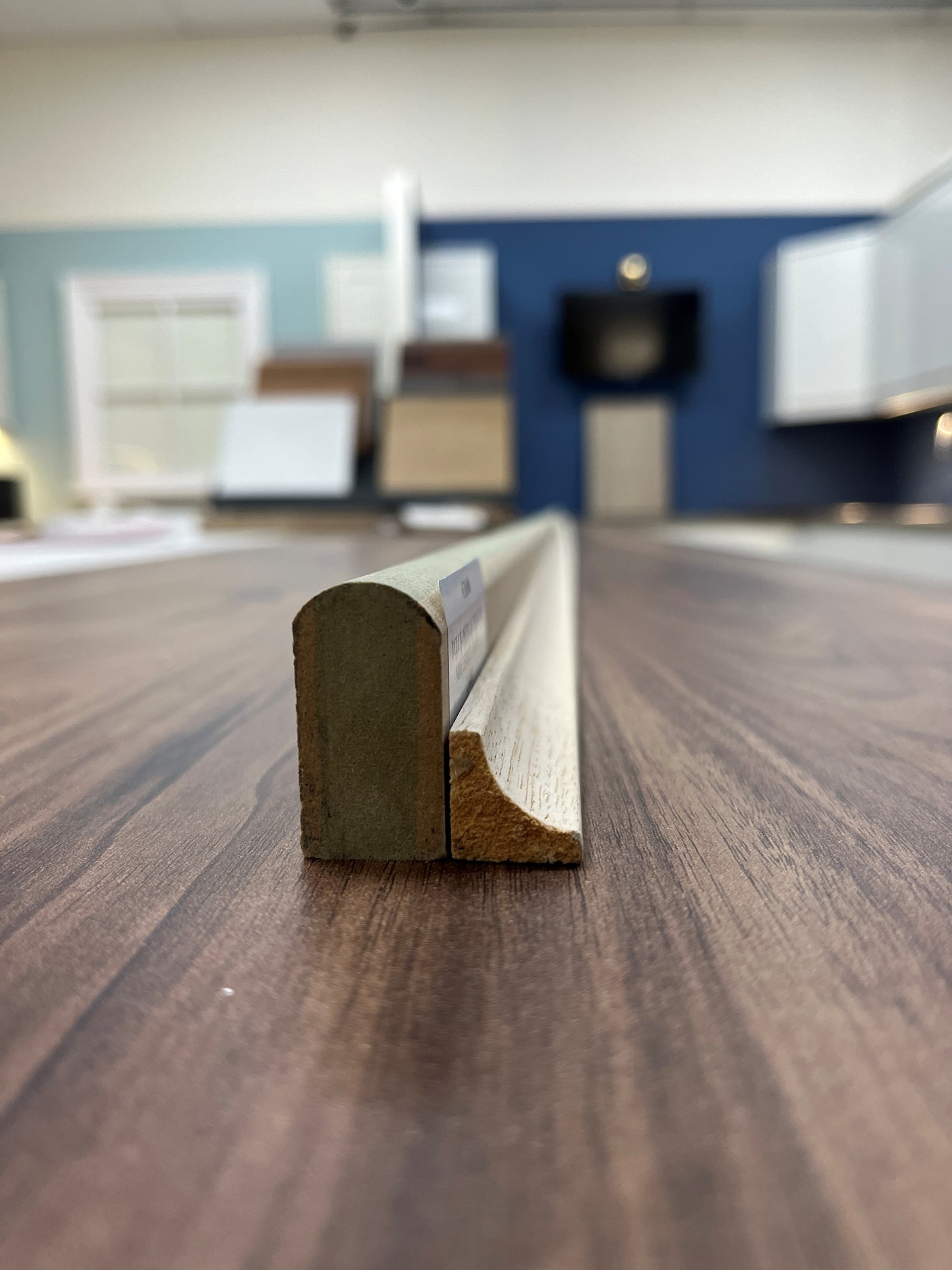 BULLNOSED CAPPING MR MDF 35MM X 18MM X 2.44M