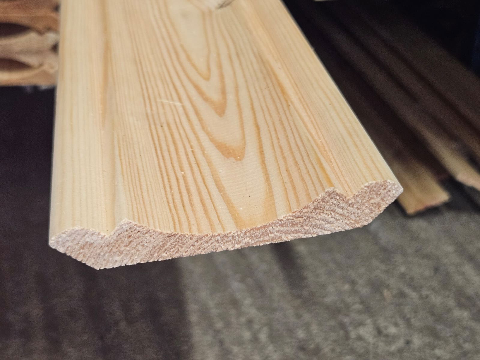 RED DEAL COVING 5"  PER 5.4mt