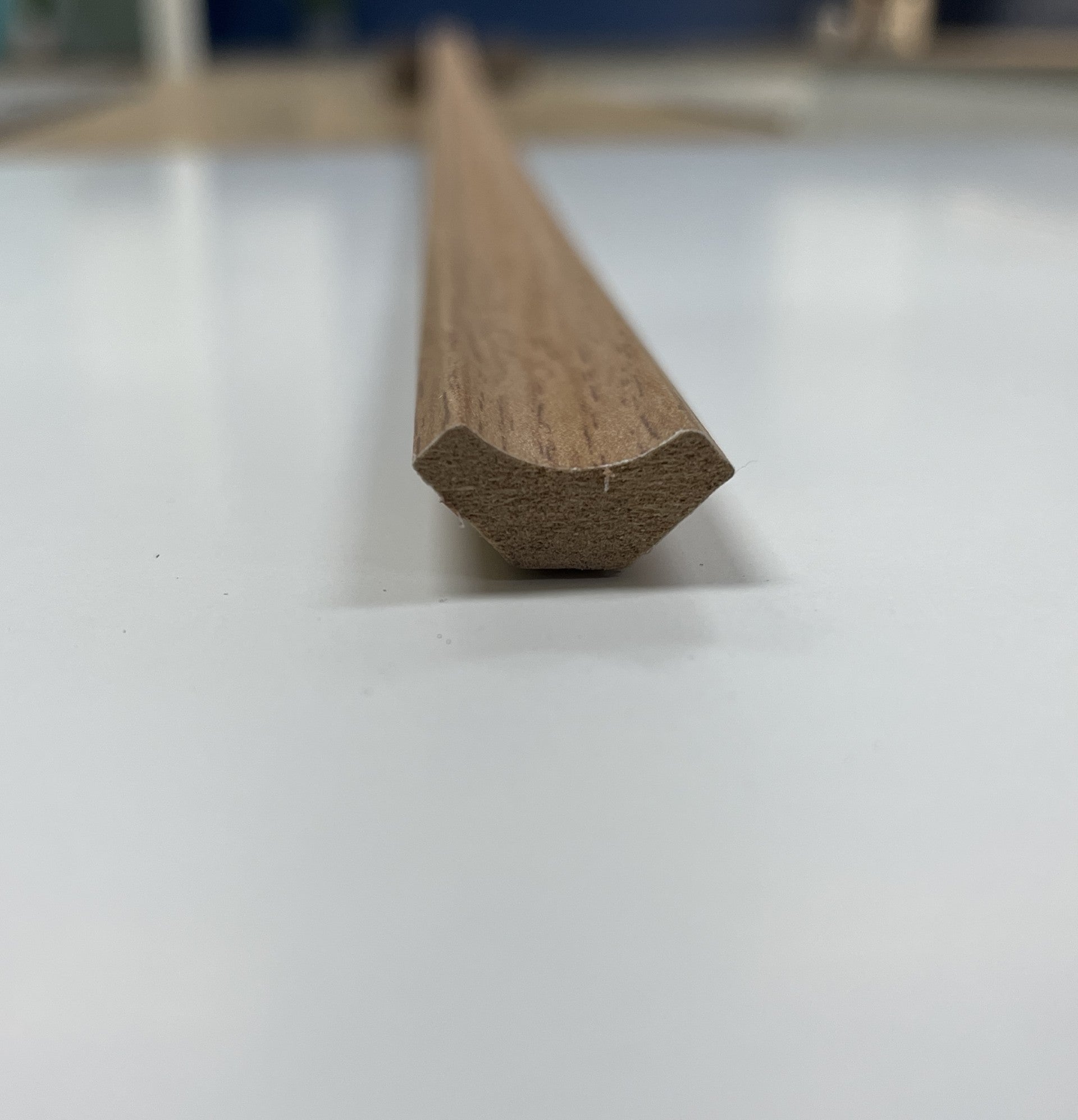 OAK SCOTIA TRIM 2.4M F451N