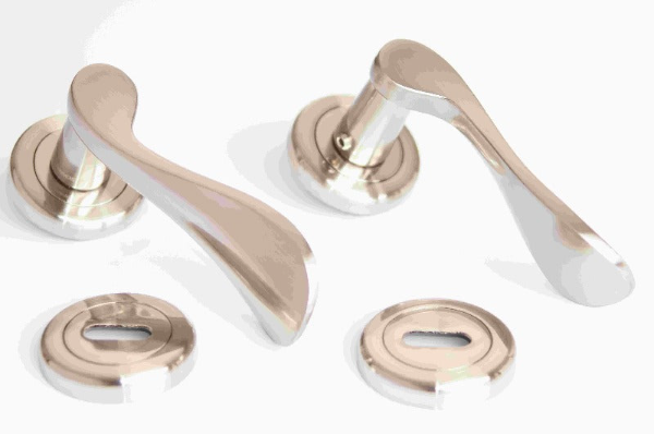 Sonnato Siena Satin Chrome Lever On Rose C/W Escutcheon - Woodworkers.ie - 