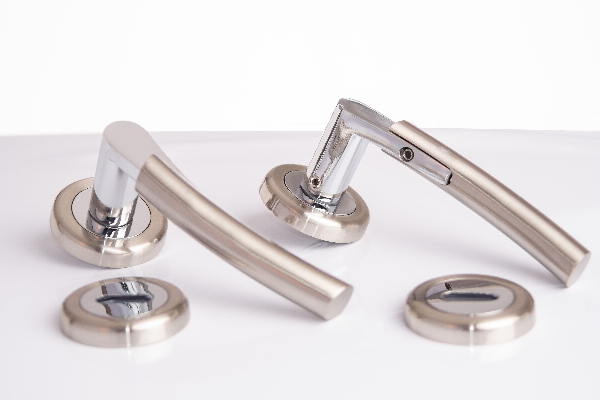Sonnato Tempio Lever On Rose Satin Nickel Wc Bathroom Turn