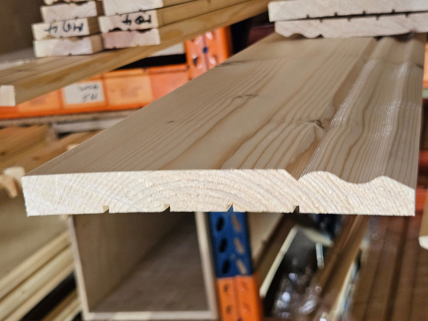 WHITE DEAL 7 OGEE SKIRTING MD 15 (RTDC) 169X19 PER 4.5MT - Woodworkers.ie - 