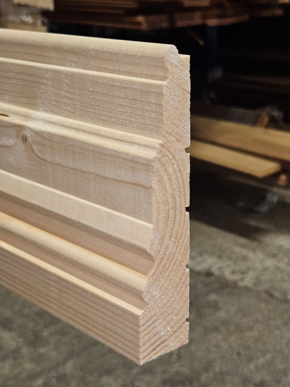 WHITE DEAL ARCHITRAVE 6" MD53  PER 5.1MT LENGTH