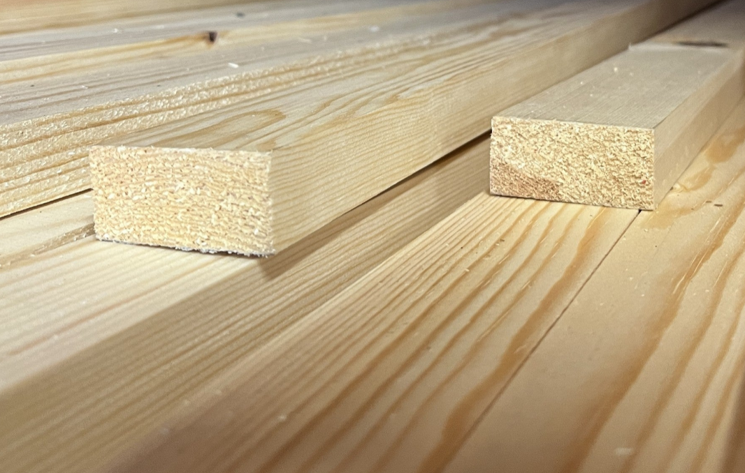 RED DEAL PAO (TOP GRADE UNSORTED)  44mm X 21 mm PER  2.4mt LENGTH